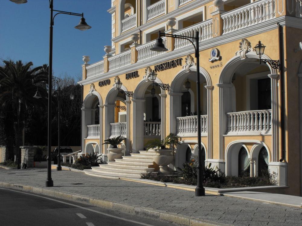 Grand Hotel President Olbia Exterior foto